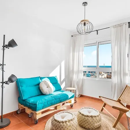 Artistic Beachfront With Ocean Views *